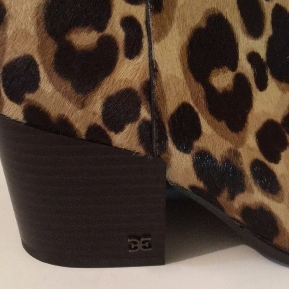 Sam Edelman Calf Hair Animal Print Booties NEW - Picture 5 of 9